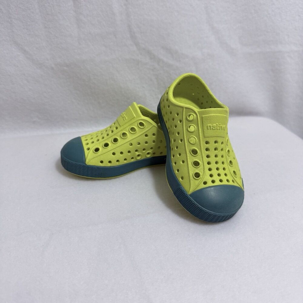 Native Pickle Green Patina Green Slip On Water Shoes Toddler's Size C5 Beach